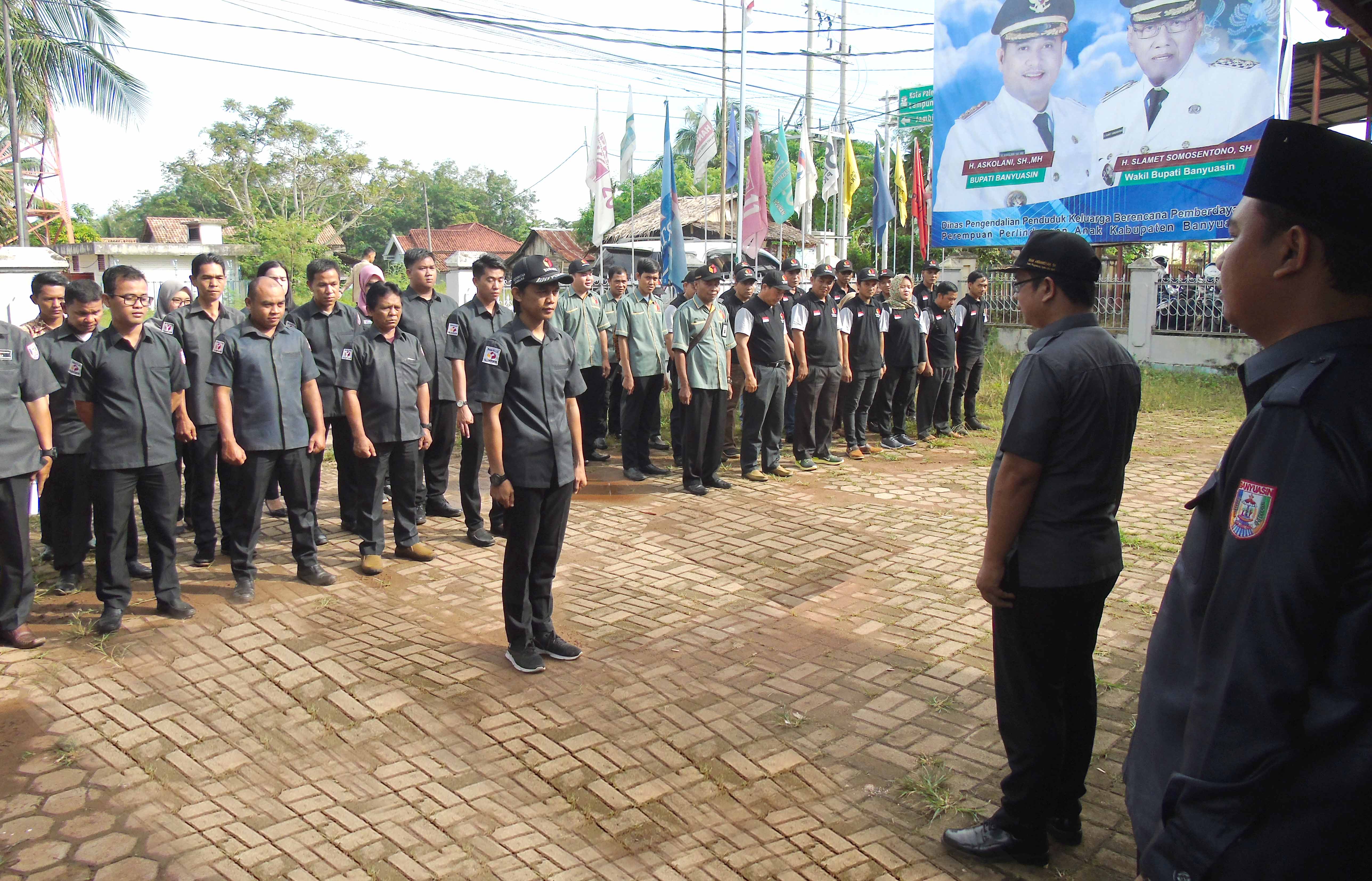 Bawaslu Kabupaten Banyuasin Melaksanakan Apel Patroli Pengawasan Anti Politik Uang Pada Masa Tenang