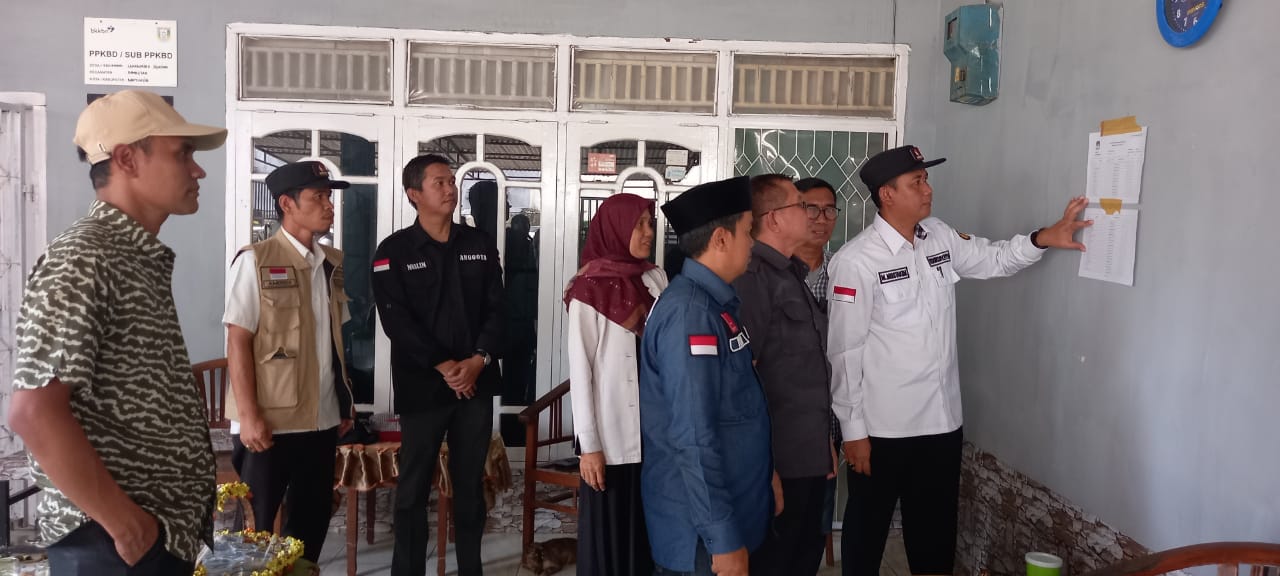 KAWAL HAK PILIH, BAWASLU BANYUASIN LAKUKAN PATROLI PENGAWASAN