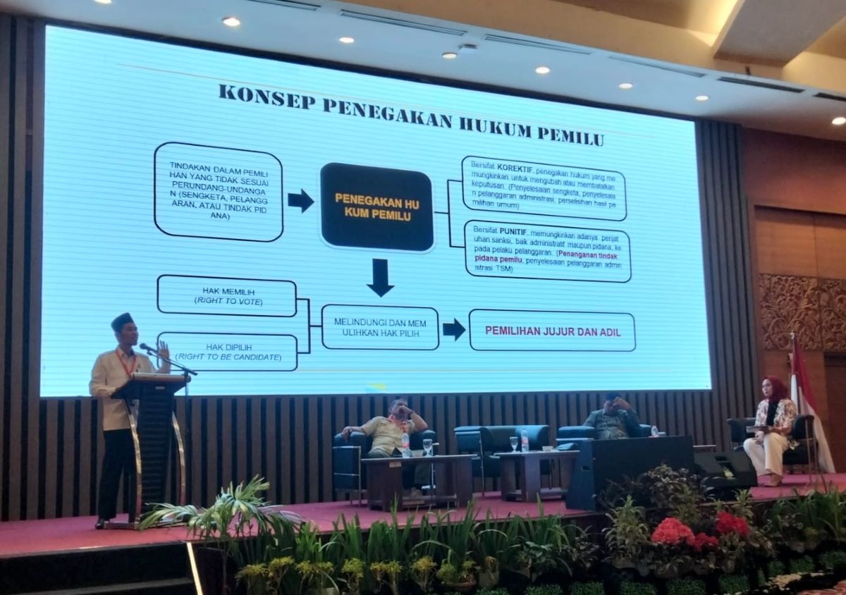 Ketua Bawaslu Menjadi Narasumber Pada Acara Rakor Lintas Sektor Pengamanan Pemilu Tahun 2023/2024