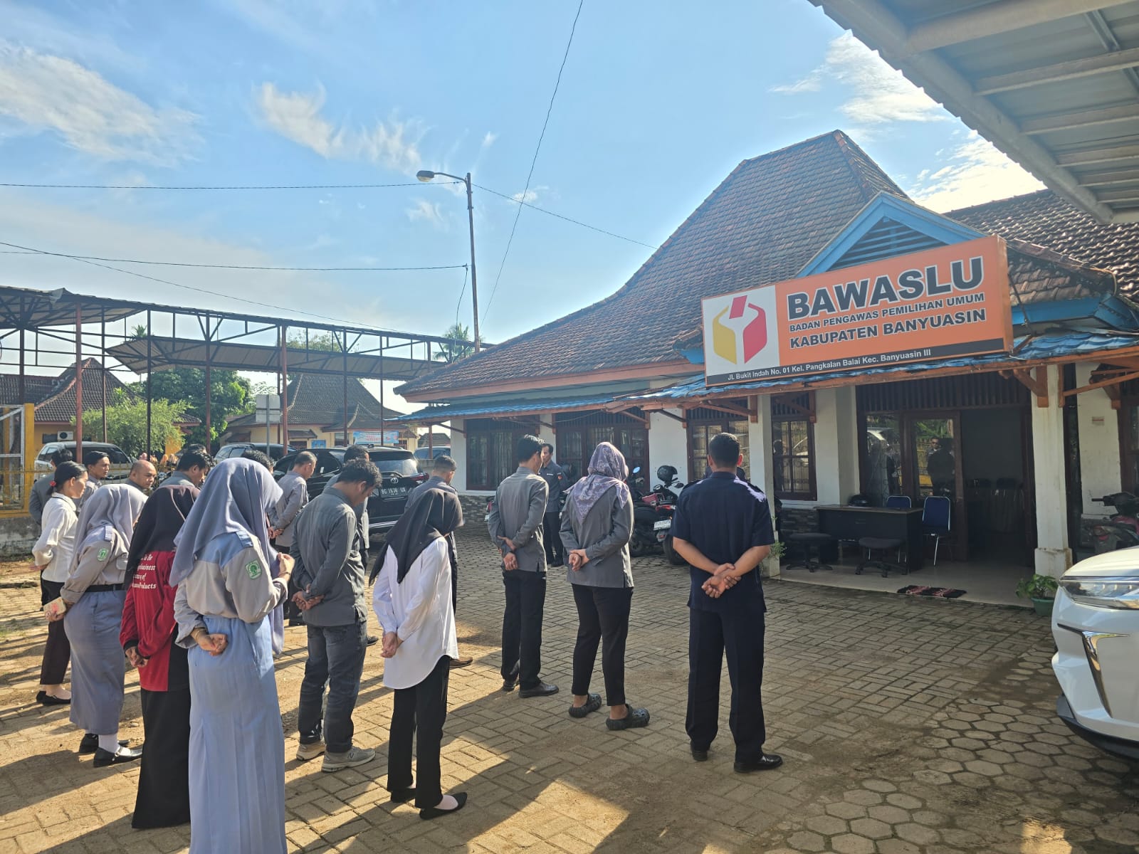 Pimpin Apel Senin Pagi, Siti Holijah: Perhatikan Kerapian dan Terapkan Kedisiplinan 