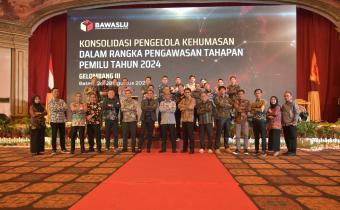 HUMAS BAWASLU IKUTI KONSOLIDASI PENGELOLA KEHUMASAN