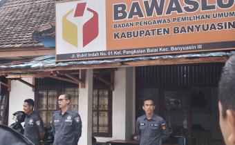 Gelar Apel Rutin, Muslim Ingatkan Tingkatkan Loyalitas Pada Lembaga