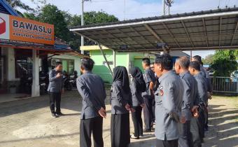 Bawaslu Banyuasin Gelar Apel Pagi, Nazirwan Dorong Inovasi dan Kinerja